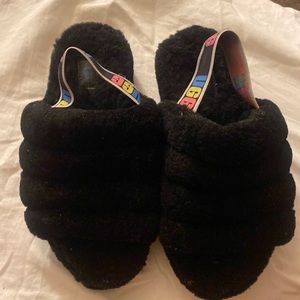Authentic uggs slides